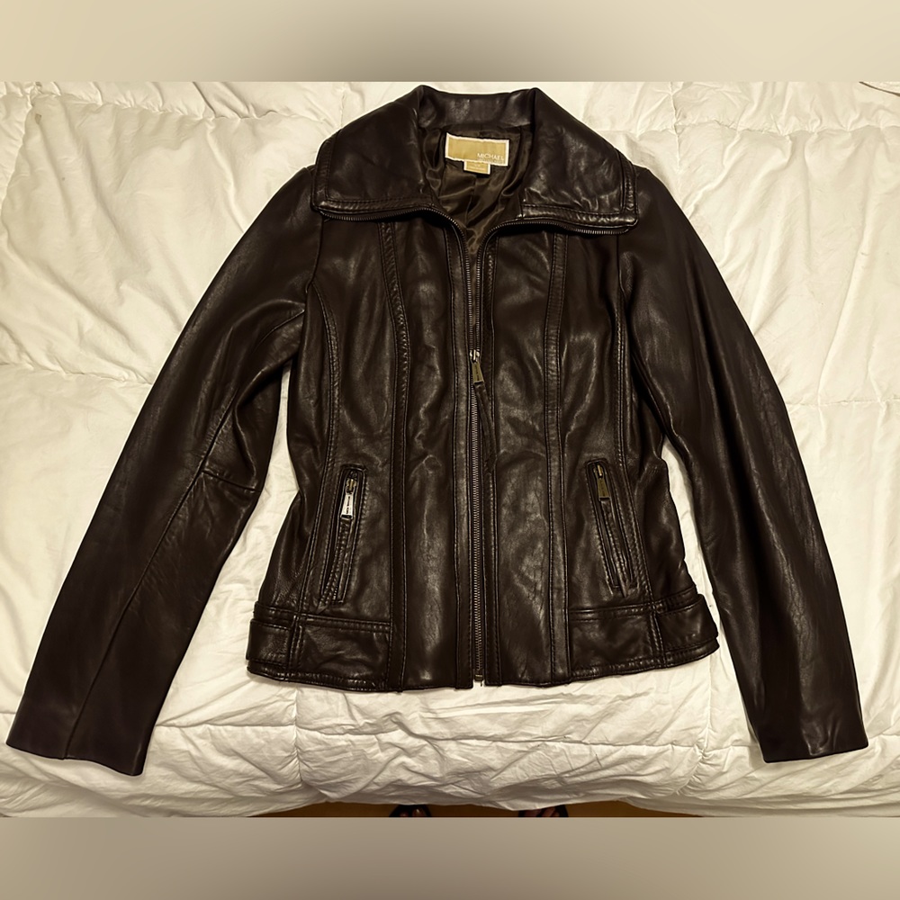 MICHAEL KORS DARK BROWN LEATHER JACKET, SZ SMALL